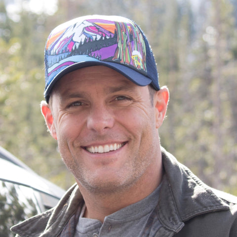 Gorra Artist Series Mountain Trucker Cap | Sunday Afternoons | Protección solar UPF 50+ | Hombres y Mujeres